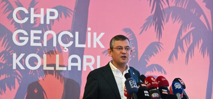 CHP Genel Başkanı Özel, partisinin Gençlik Kolları İl Başkanları Toplantısı'nda konuştu: