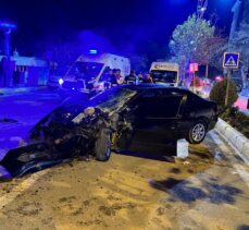 Elazığ'da midibüs ile otomobilin çarpıştığı kazada 5 kişi yaralandı