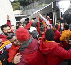 Galatasaray taraftarı derbi için Kadıköy'e gitti