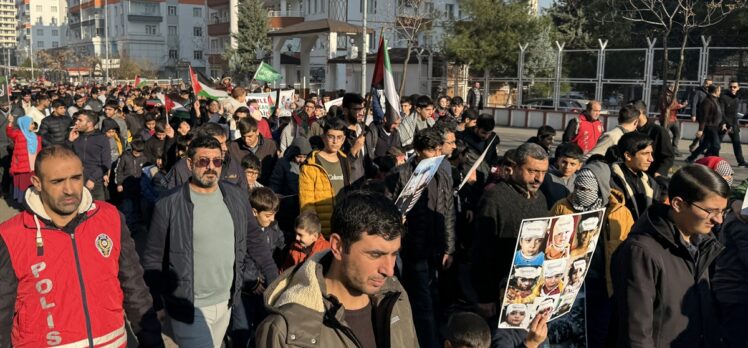 İsrail'in Gazze'ye saldırıları Diyarbakır ve Batman'da protesto edildi