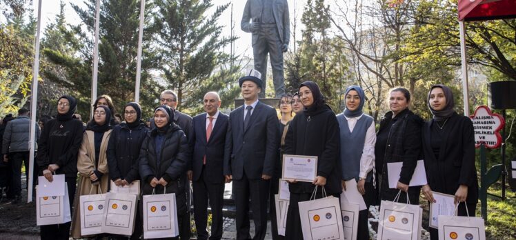 Kırgız yazar Aytmatov, doğumunun 95. yılında Ankara'da anıldı