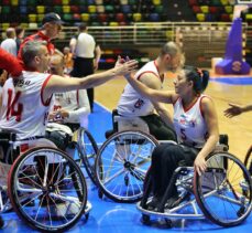 Tekerlekli Sandalye Basketbolda takımının kadın sporcusu Arıkan, mücadelesiyle takdir topluyor