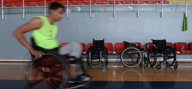 Trafik kazasıyla engelli kaldılar basketbolla zorlukları aştı