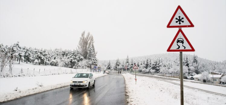 Eskişehir'de kar yağışı etkili oldu