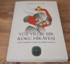 Eyüp Sabri Tuncer'in Saraybosna'dan İstanbul'a ulaşan '100 yıllık koku hikayesi' romana dönüştü