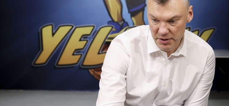 Fenerbahçe Beko Başantrenörü Jasikevicius, AA'nın “Yılın Kareleri” oylamasına katıldı