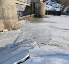 Ardahan'da termometreler gece sıfırın altında 25 dereceyi gösterdi