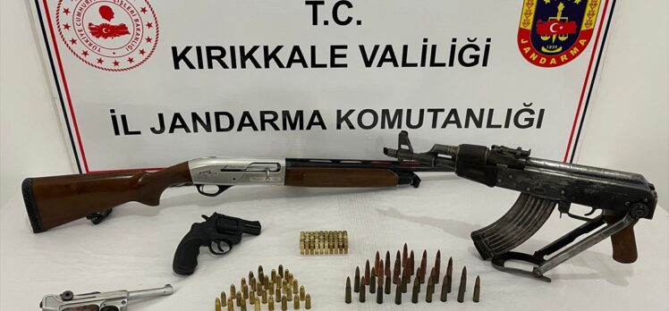 Kırıkkale'de samanların arasına gizlenmiş ruhsatsız silah ele geçirildi