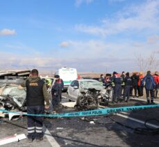 Niğde'de trafik kazasında 1 kişi öldü, 2 kişi yaralandı