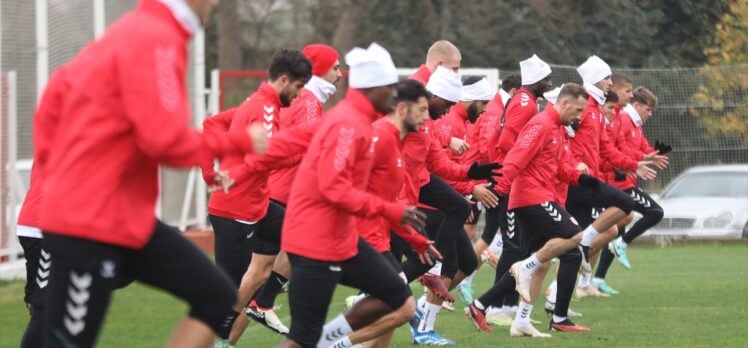 Samsunspor, Trabzonspor karşısında galibiyet hedefliyor