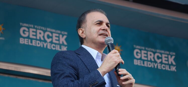 AK Parti Sözcüsü Ömer Çelik, partisinin Adana mitinginde konuştu: