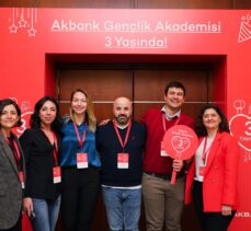 Akbank Gençlik Akademisi 3'üncü yaşını kutluyor