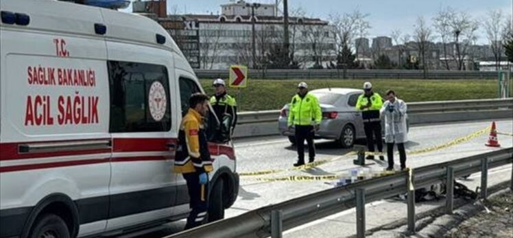 Başakşehir'de hafriyat kamyonunun çarptığı motosikletin sürücüsü öldü