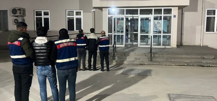 Bingöl'de uyuşturucu suçundan yakalanan 2 şüpheli tutuklandı