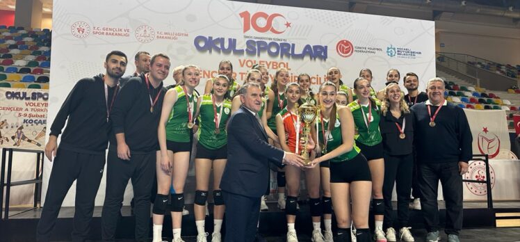 Doğa Koleji, Türkiye Liseler Voleybol Şampiyonası'nda şampiyon oldu