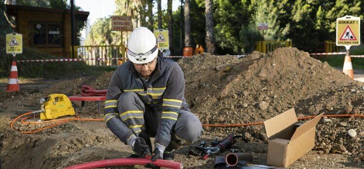 Enerjisa Dağıtım Şirketleri Anadolu Yakası, Karabük ve Osmaniye'yi bakım ve yatırımlarıyla aydınlattı