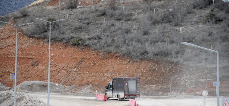 Erzincan'da kayıp işçileri arama çalışmaları 7'nci gününde devam ediyor