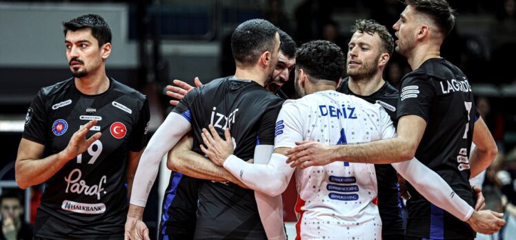 Voleybol: AXA Sigorta Efeler Ligi