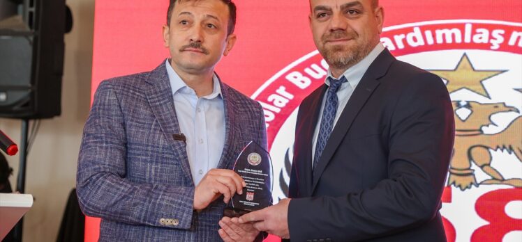 İzmir Büyükşehir Belediye Başkan adayı Dağ'dan suda yüzde 50 indirim sözü