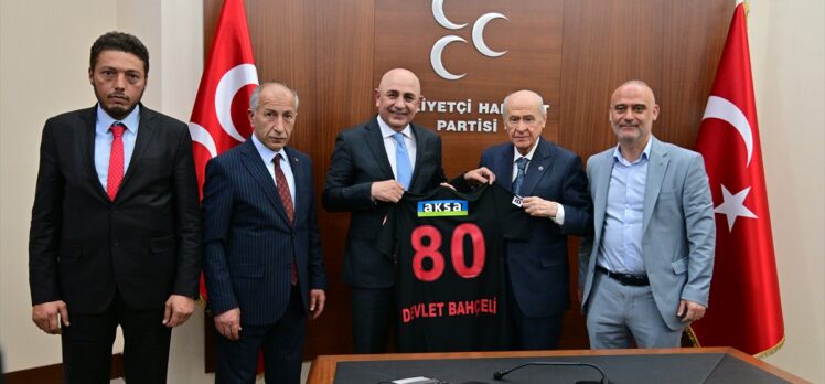 MHP Genel Başkanı Bahçeli, Fatih Karagümrük Spor Kulübü Başkanı Hurma ile görüştü