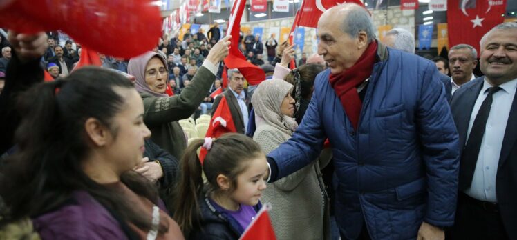 Muğla Büyükşehir Belediye Başkan adayı Ayaydın, Kavaklıdere'de aday tanıtım toplantısına katıldı