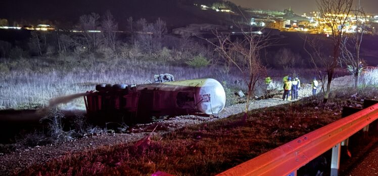 Bursa'da şarampole devrildikten sonra yanan azot yüklü tankerin sürücüsü öldü