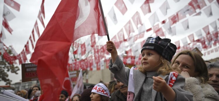 CHP Genel Başkanı Özel, Mamak'ta Mutlu Aile Yaşam Merkezi Açılışı'na katıldı: