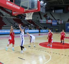 Down Sendromlu Milli Basketbol Takımı, Trisome Oyunları'nda Finlandiya'yı farklı yendi