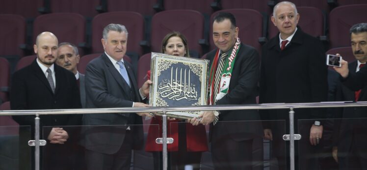 Gençlik ve Spor Bakanı Bak, Lüleburgaz'da spor salonu açılışında konuştu: