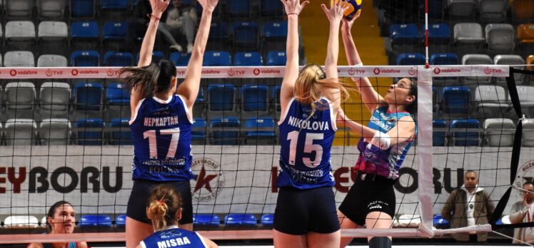 Voleybol: Vodafone Sultanlar Ligi