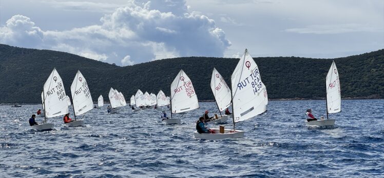 Yelkende 12. Bodrum Uluslararası Optimist Yarışları başladı