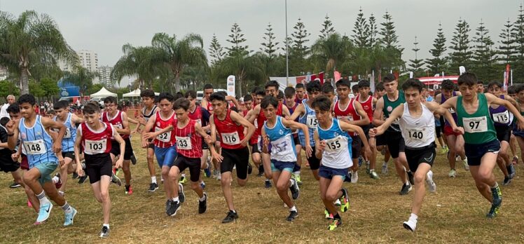 Atletizmde Anadolu Yıldızlar Kros Ligi final etabı yarışları Adana'da yapıldı