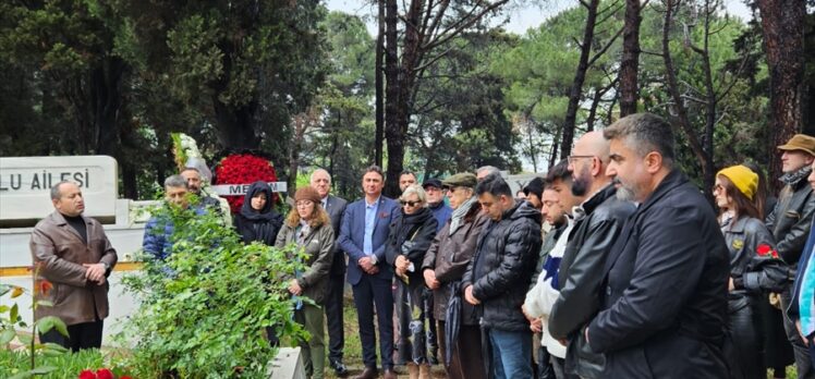 Attila Özdemiroğlu mezarı başında anıldı