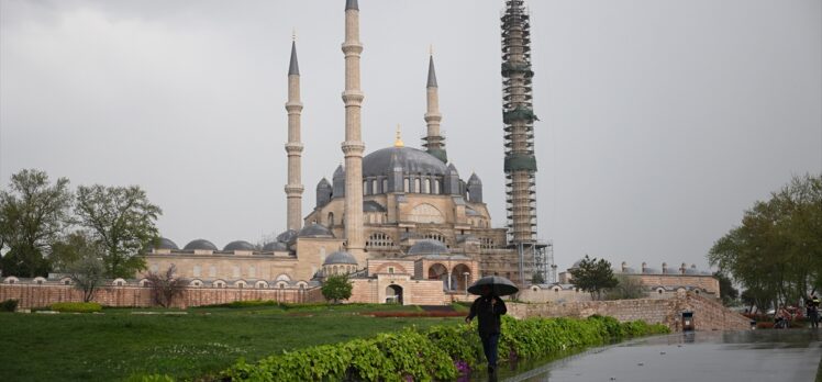 Edirne'de sağanak etkili oldu