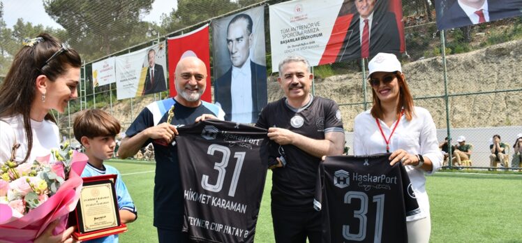 Hatay'da depremzede çocuklar arasında düzenlenen futbol turnuvası başladı