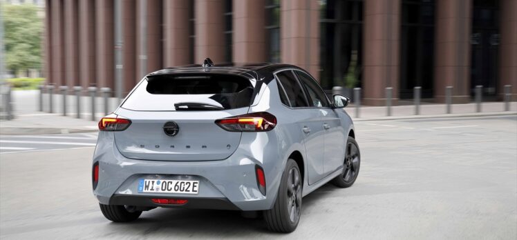 Opel Corsa Elektrik, Hollanda'da “2024 Yılının Elektrikli Aracı” seçildi