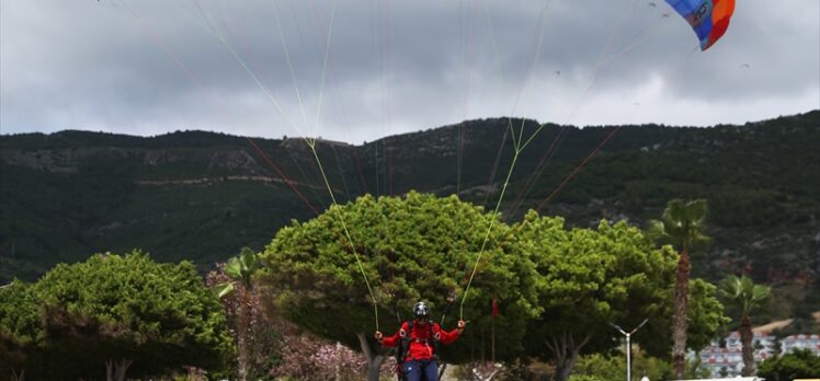 Türkiye Yamaç Paraşütü Akdeniz Bölgesi Hedef Yarışması, Alanya'da sona erdi