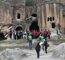 Afyonkarahisar'da üniversite öğrencilerinden Filistin'e destek yürüyüşü