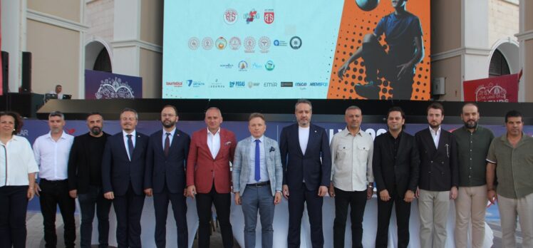 Antalya'da Dünya Çocuklar Futbol Kupası düzenlenecek