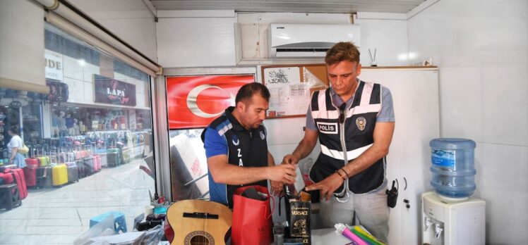 Antalya'da hanutçuluk ve etiket denetimi yapıldı