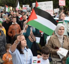 Arnavutluk'ta Filistin'e destek gösterisi ve yürüyüşü yapıldı