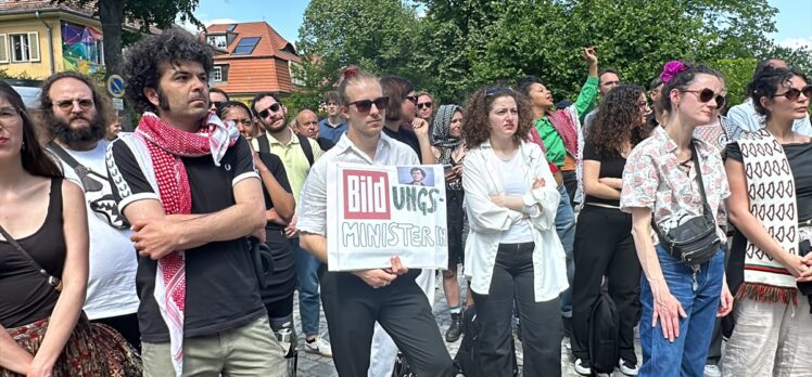 Berlin’de öğrenciler Filistin destekçilerine yönelik baskıları protesto etti