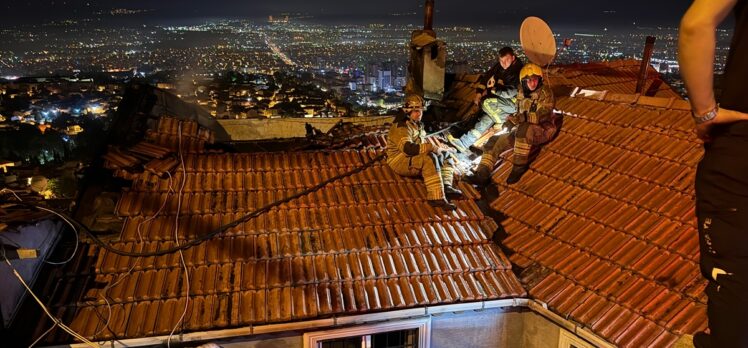 Bursa'da iki katlı evde çıkan yangında yaşlı kadın hayatını kaybetti