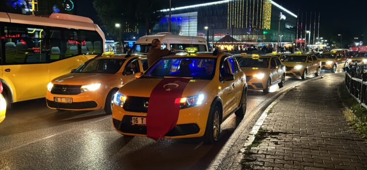 Bursa'da taksiciler, bıçaklanıp gasbedilen meslektaşları için konvoy yaptı