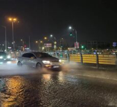 Elazığ'da sağanak etkili oldu