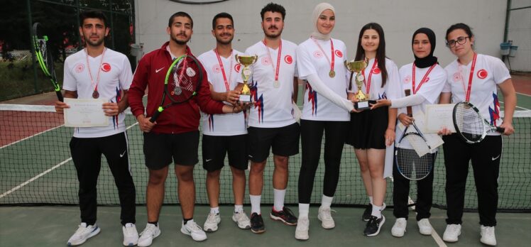 Hatay'da düzenlenen İller Arası 2. Kort Tenis Turnuvası tamamlandı