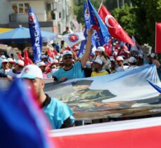 İzmir ve çevre illerde 1 Mayıs Emek ve Dayanışma Günü kutlandı