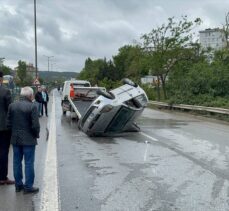 Kartal'da trafik kazasında 3 kişi yaralandı