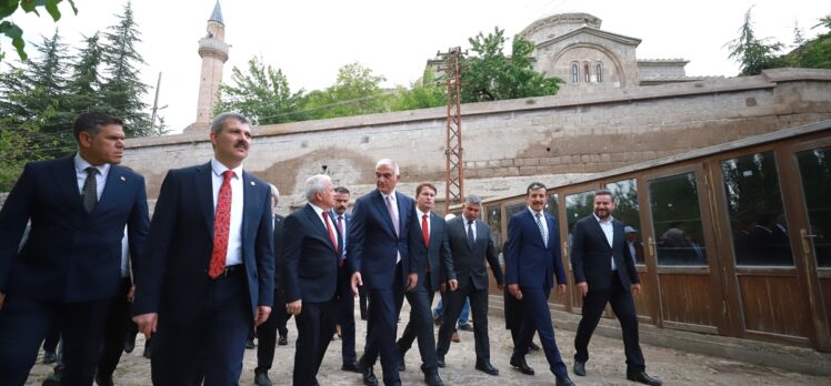 Kültür ve Turizm Bakanı Ersoy, Ihlara Vadisi Cam Teras açılışına katıldı: