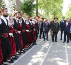 Gaziantep ve çevre illerde 19 Mayıs Atatürk'ü Anma, Gençlik ve Spor Bayramı kutlanıyor